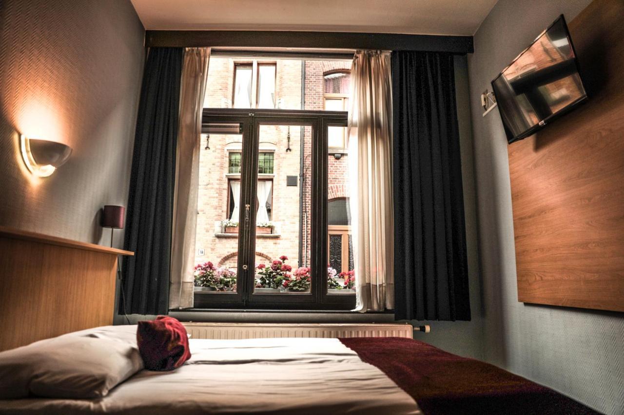 Montovani Hotel